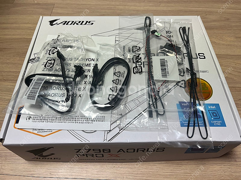 기가바이트 Z790 AORUS PRO X 화이트--7