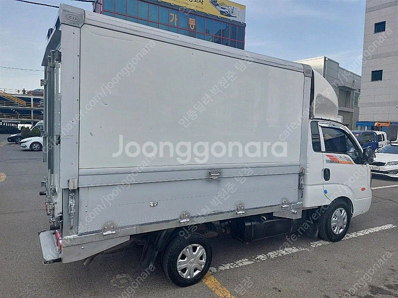 중고 봉고3 윙바디 1톤 킹캡 흰색 2018년식 1.0...--2