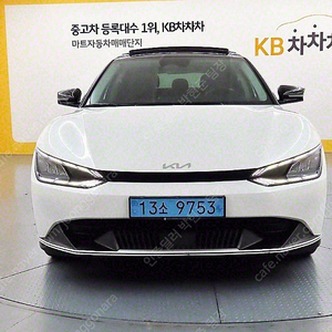 EV6 중고 EV6 중고차 흰색 2022년식 76,100km 롱레인지 에어 중고차직거래카페