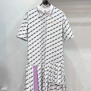 (44~55/1사이즈) 왁 화이트 여성 레터링 반팔 카라넥 골프 플리츠원피스