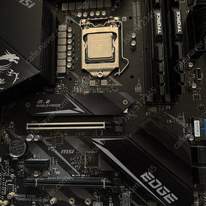 (택포) MSI MPG Z490 GAMING EDGE WIFI 메인보드 7만원에 싸게 판매합니다