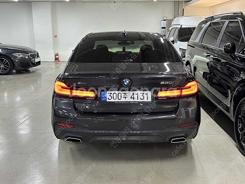 BMW 5시리즈 수입중고차시세 2022년식 13,888...--4