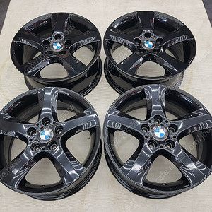 [판매]17인치 순정정품(중고)휠 BMW1시리즈 E82 스포츠팩, 포터2 호환가능 유광블랙(분체도장) 판매