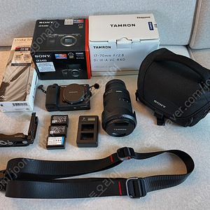 소니 a6400 + 탐론 17-70 1770 + 픽디자인 슬라이드 등 일체 판매합니다.