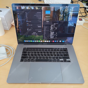 맥북프로 2019 16형 i7(6core), 32GB RAM, 512GB SSD, 스페이스그레이