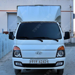 중고 윙바디 중고 매매 포터 중고트럭 매매 흰색 2019년식 82,658km 슈퍼캡/초장축/(CRDi) 스마트 중고차카페
