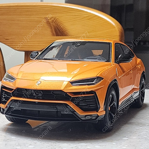 1:18 다이캐스트 오토아트 람보르기니 우루스 팝니다