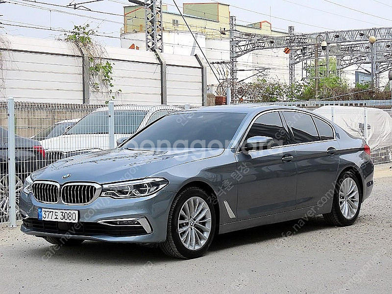 BMW 5시리즈 중고 BMW 530i 중고 5시리즈 중...--2