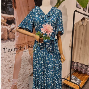 무배 새옷 S 랩스타일 롱 원피스 써스데이아일랜드 t204mop275w