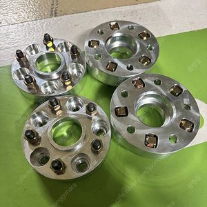 지프 랭글러 JL 40mm 허브스페이스 판매합니다