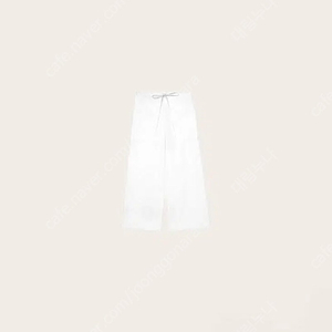 (새상품) 르플레인 오르화이트 short
