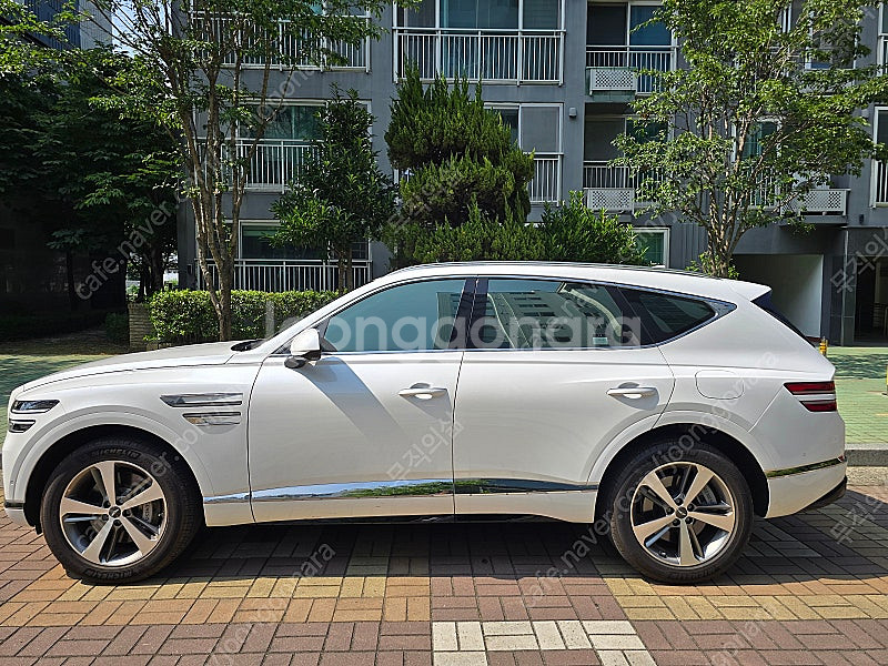 제네시스 GV80 2.5T 4WD 6인승 20인치 판매...--2