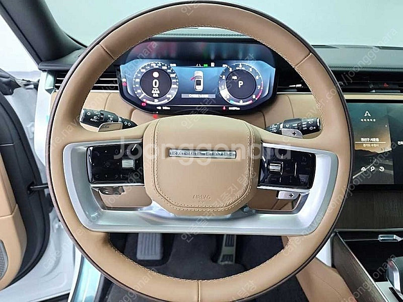 랜드로버 중고 흰색 2024년식 873km 4.4 P5...--9