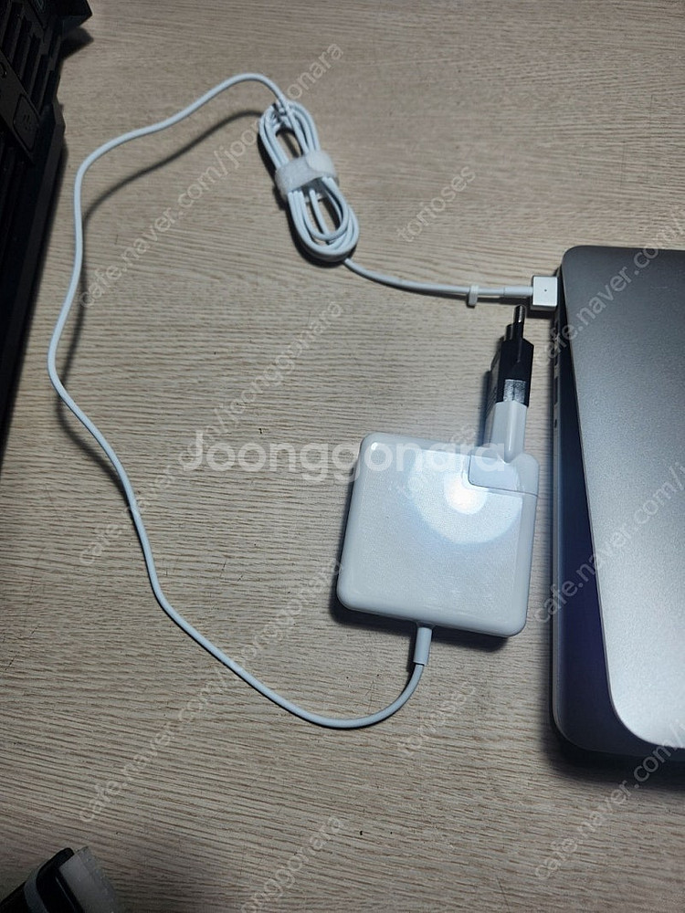 맥북프로 2015 Early 상태A 22만(택포)--2