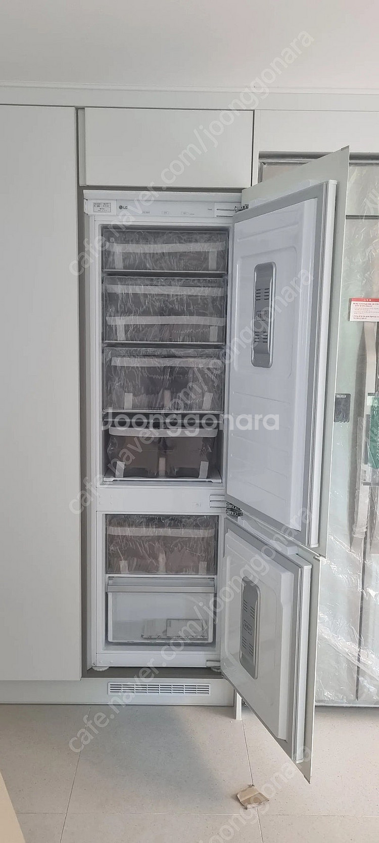 LG 빌트인 김치냉장고 RSK221JVP 판매합니다--1