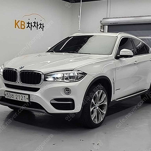 BMW X6 중고 BMW X6 중고차 할부가능 흰색 2018년식 xDrive 30d 중고차직거래카페