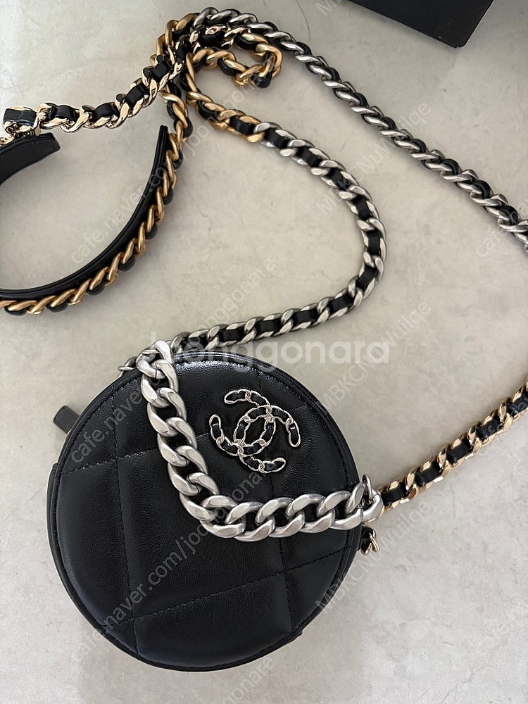 샤넬 동그리백--1