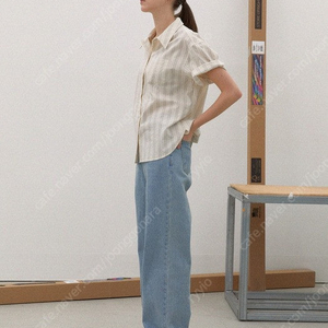 브렌다브렌든 flat striped shirts - beige