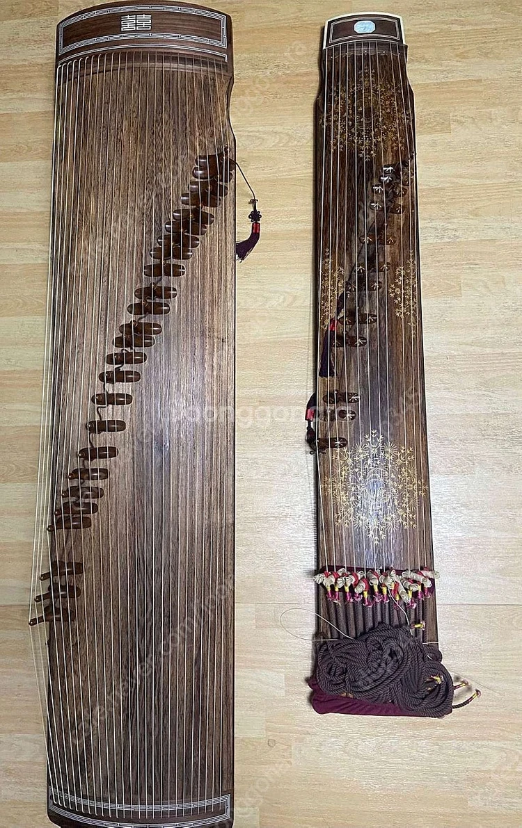 고흥곤 가야금 팝니다-25현,받침대,산조판완,정악판매중 이미지