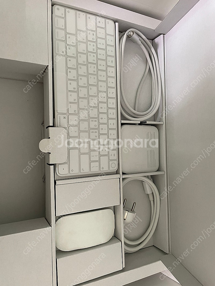 아이맥 M3 23년형(24년구매) 8 256GB GPU...--4