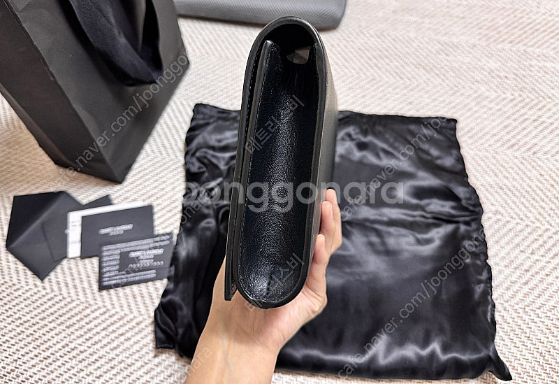 입생로랑 정품 벨드쥬르 클러치 361120--1