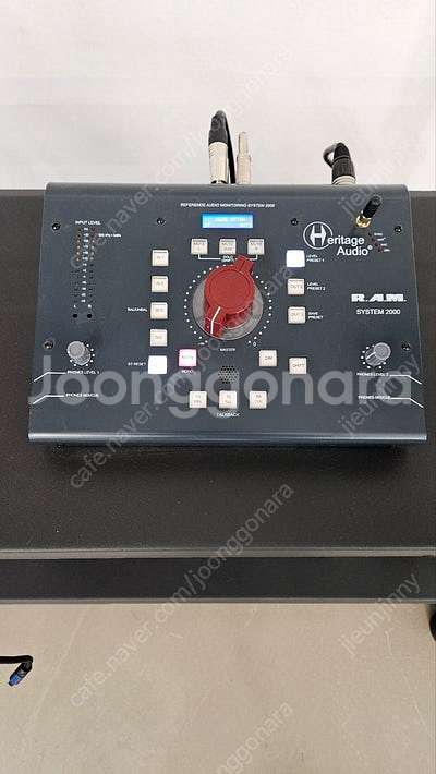 Heritage Audio, Amphion One18 ...--2