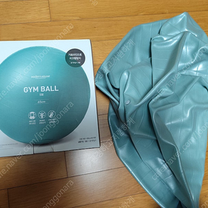 짐볼 65cm 사이즈, 민트 색상 팝니다. 발펌프 포함. 서울.송파
