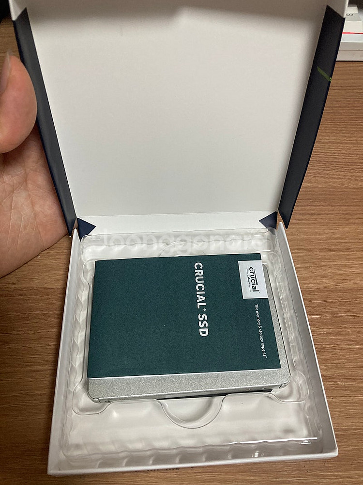 크루셜 Crucial MX500 1TB 풀박스 , 시게...--3