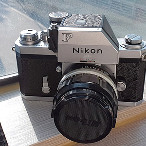 니콘 Nikon F 실버 바디 + mf 35mm f2 해바라기 수동렌즈 판매 특이사항 有