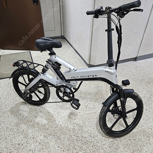 볼트몬스터 vs700 전기자전거 판매합니다.