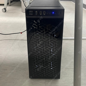 작업용/게임용 고사양 i5-12400F/32GB/GTX1050/SSD256GB 본체만 가성비있게 판매 (상태 최상)