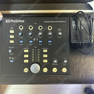 presonus monitor station v2