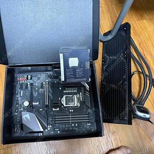 i7-9700K + Z390 AORUS ELITE