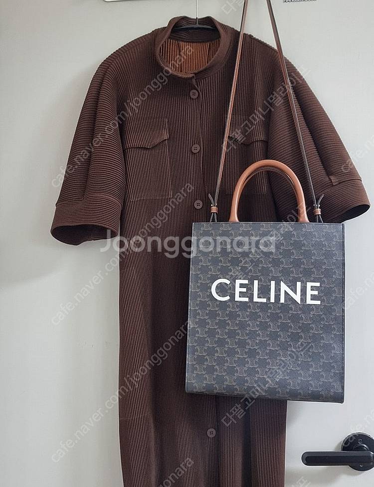 [제이드몽플리츠]쉐이드 카라 롱가디건 (딥브라운)--9