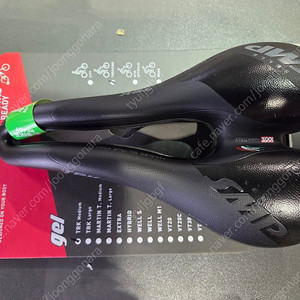 셀레 SMP TRK 젤 안장 L사이즈 새제품