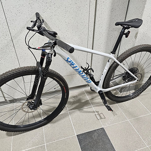 스페셜라이즈드 MTB 에픽 하드테일 콤프 (20년식) 팝니다.