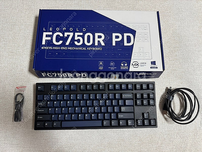 FC750R PD 영문 갈축 팝니다--0
