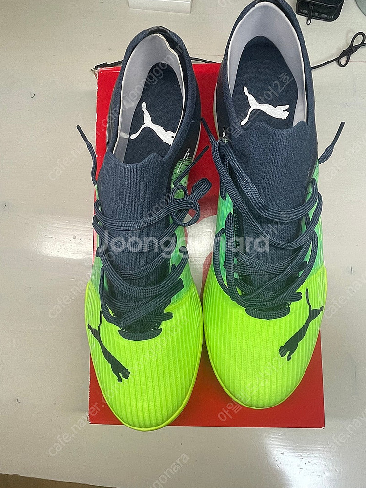 [275] 푸마 울트라 3.3 TT/TF 풋살화 275 미실착 새제품--0