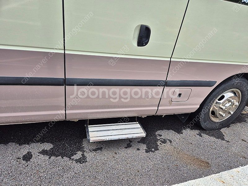 뉴카운티 캠핑카 롱바디 15인승 1종보통--4
