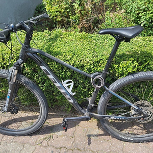 산악자전거 27.5 XC10 팝니다..