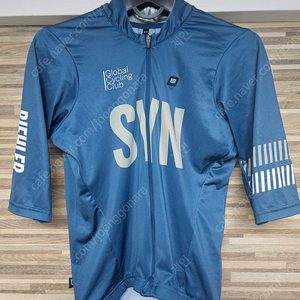 남자 SYN 반팔 져지 XS(실제 S사이즈 동일)사이즈 팝니다(SYNDICATE TRAINING JERSEY PEACOCK)