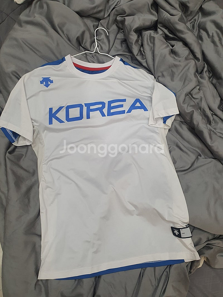데상트 국가대표 기능성반팔--0