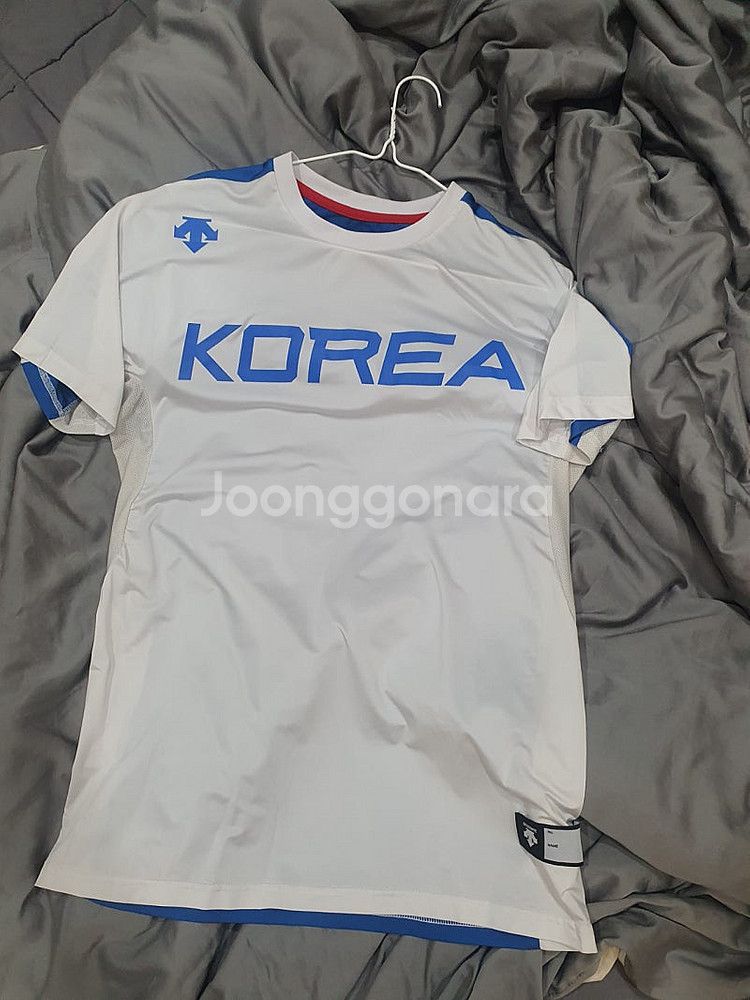 데상트 국가대표 기능성반팔--1