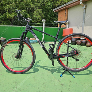 아이너 카보니아 MTB 29인치 (풀카본)