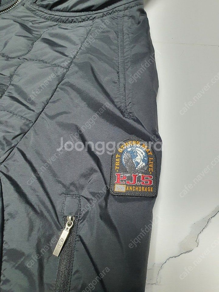 파라점퍼스 퀼팅 경량 패딩 자켓 블랙 M 95 판매합니...--2