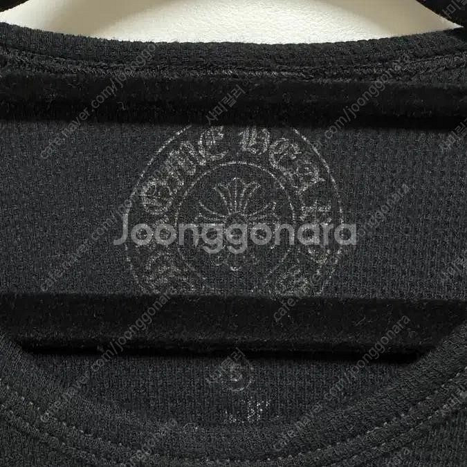 크롬하츠 정품 프린팅 롱슬리브 티셔츠 판매합니다--3