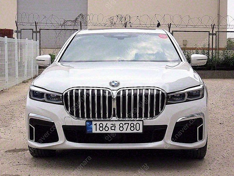 흰색 BMW 7시리즈 중고 BMW 중고 740I M 스...--0