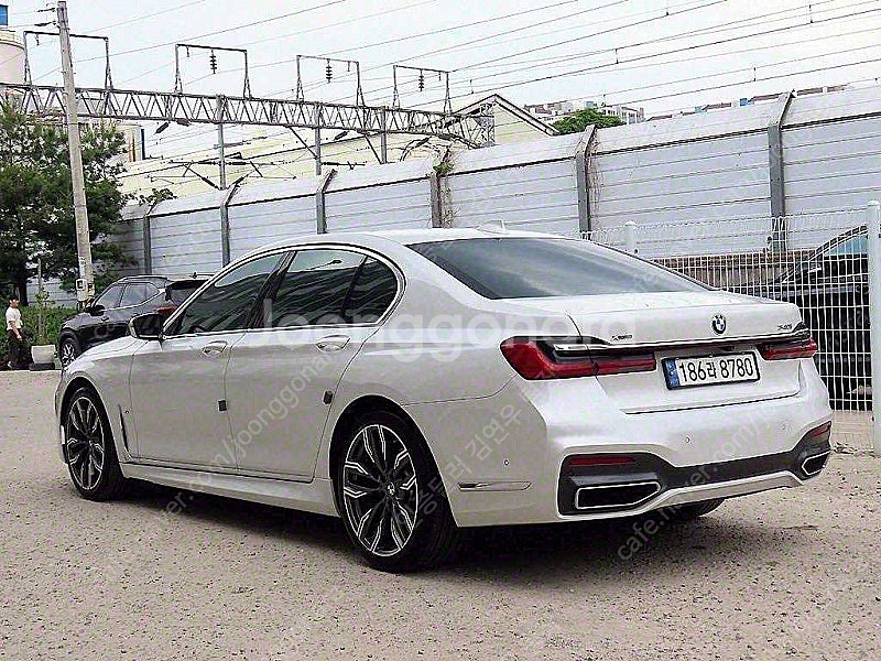 흰색 BMW 7시리즈 중고 BMW 중고 740I M 스...--8