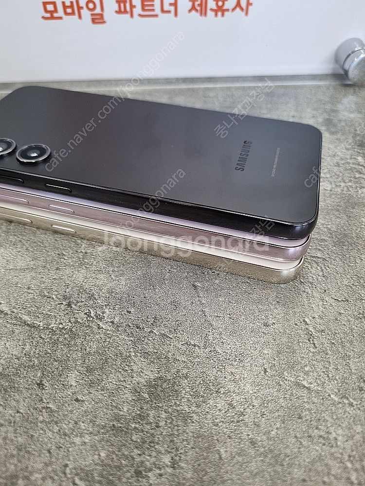 S급 갤럭시S23 최상품 국내정품 S911 중고폰--2