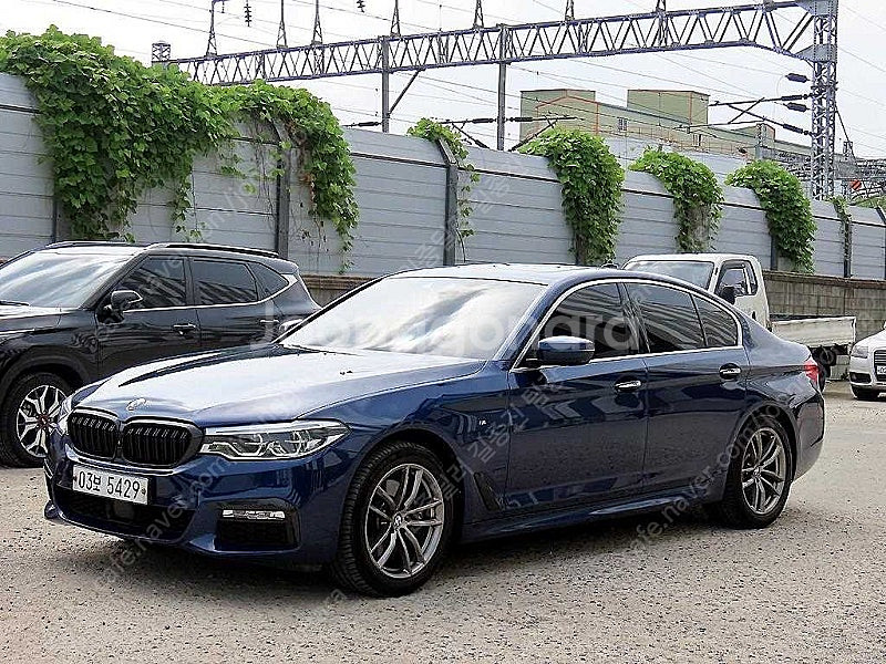BMW 5시리즈 중고 BMW 530i 중고 5시리즈 중...--2
